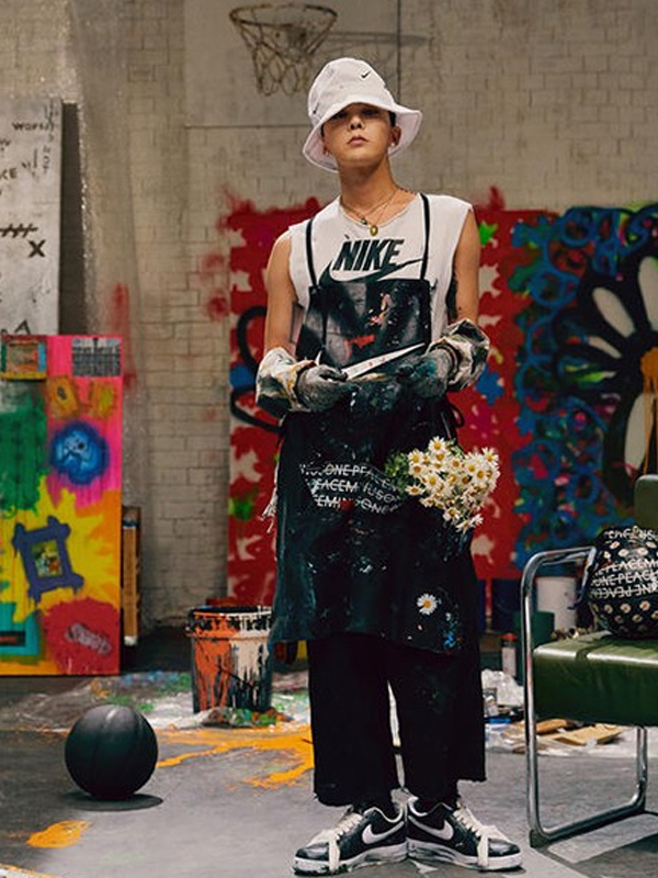 G-Dragon 操刀 Nike x PEACEMINUSONE 联名