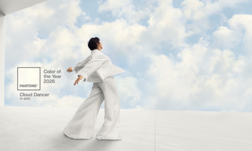 Pantone 2026年度代表色发布会盛大亮相上海中心 以澄澈之白,赴一场宁静之约